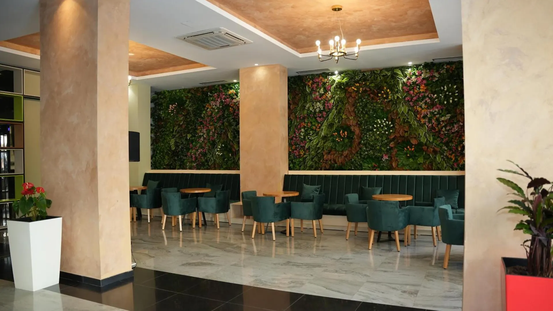****  Horizont Hotel Durrës Albánie