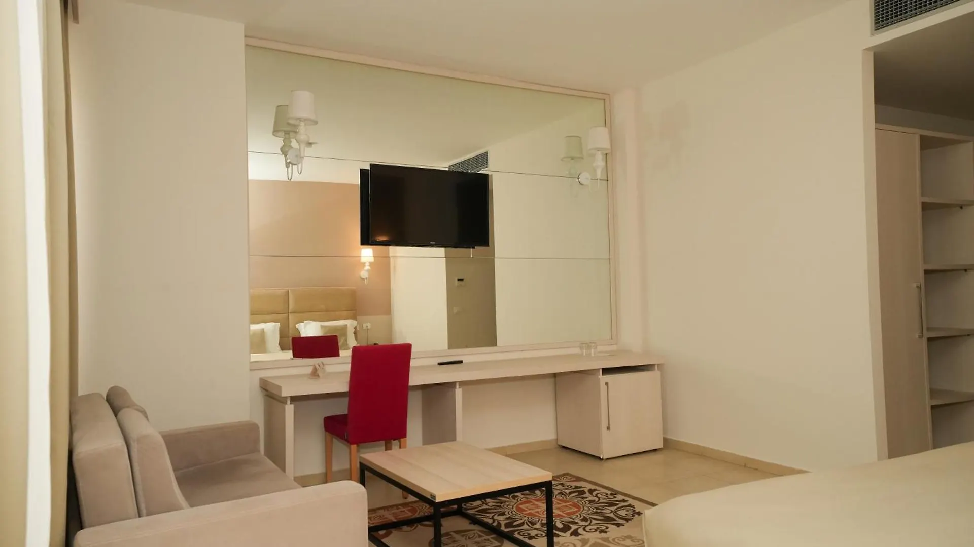 Horizont Hotel Durrës Albania